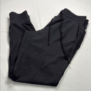ZYIA Black Sweatpants with‎ Tapered Legs and Elastic Cuffs